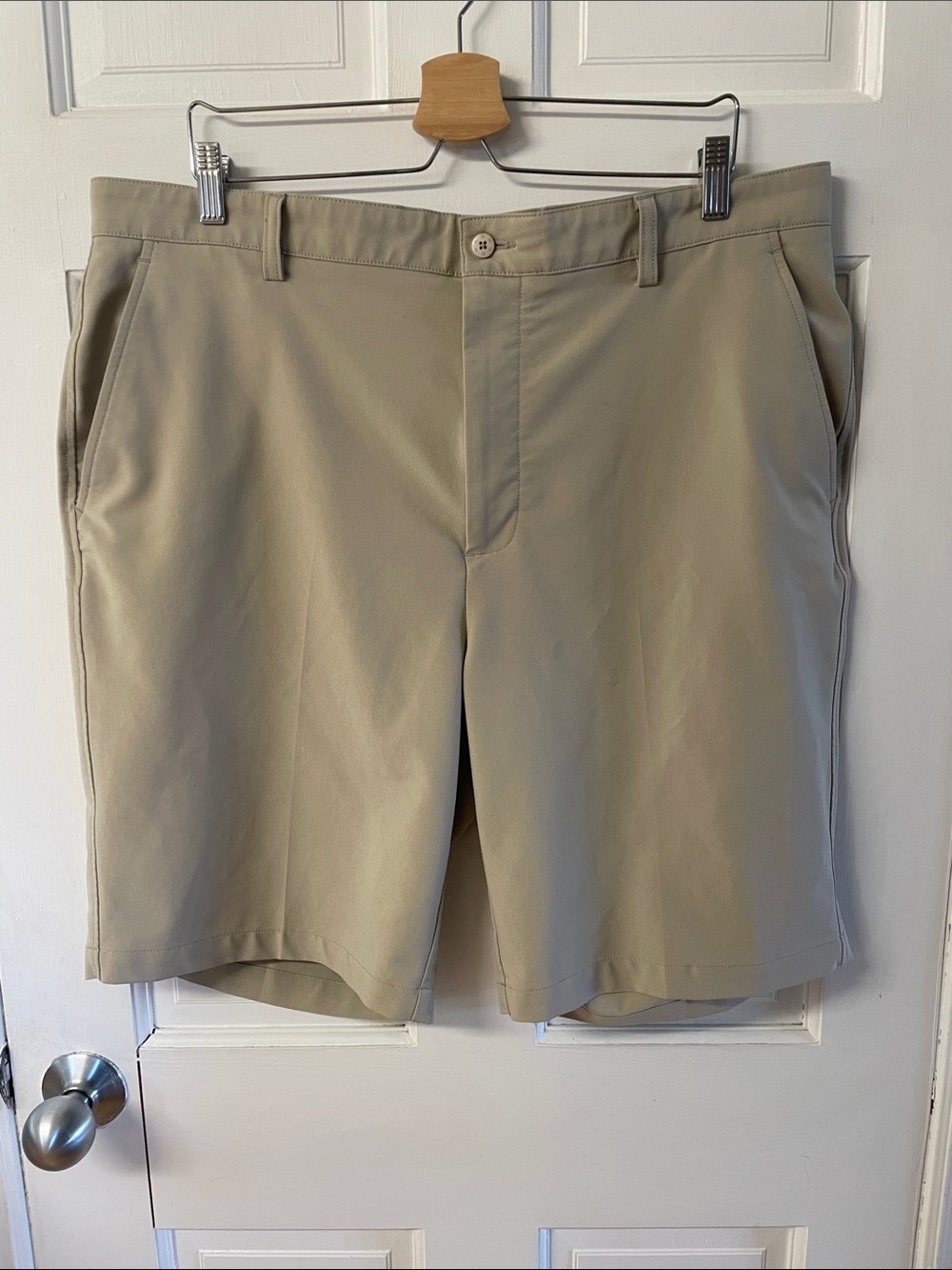 Footjoy tan golf shorts men’s size 38 **sale**
